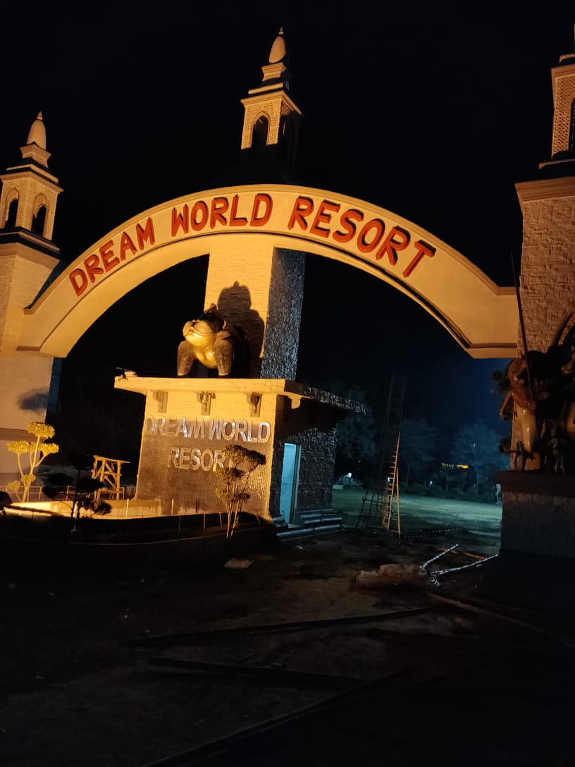 Dream world amusement park - Dream World Properties